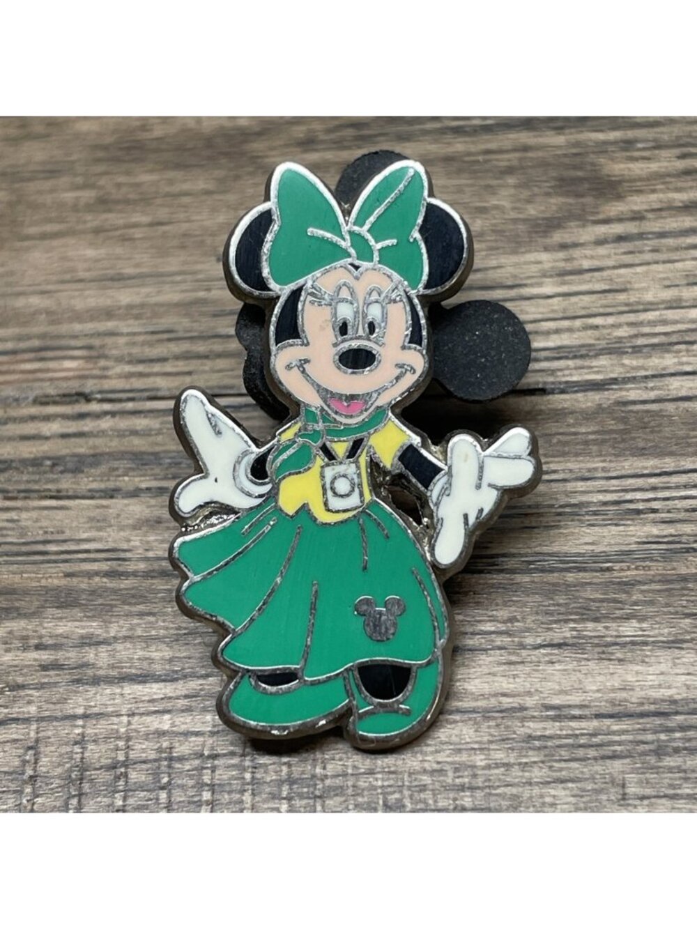 Disney Minnie Mouse Trading Pin KG JD